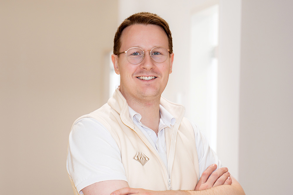 Zahnarzt Patrick Pätsch Zahnarzt Patrick Pätsch, Zahnarztpraxis Heidelberg Bahnstadt - Zahnmedizin im Salutem